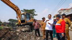 Peringatan Keras Wali Kota Eri Terkait Pengerjaan Jalan