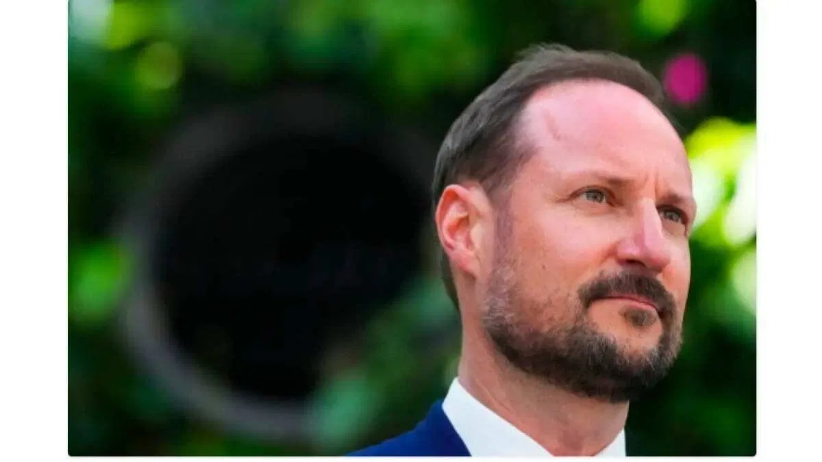 Perubahan Kepemimpinan Monarki Norwegia: Meninggalnya Raja Harald V dan Naiknya Haakon VIII