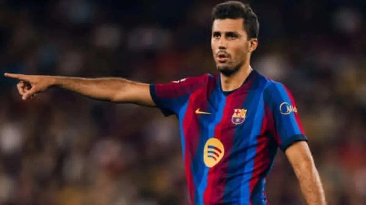 Rodri Resmi Debut di Barcelona: Hansi Flick Sebut Sebagai Rekrutan Ideal