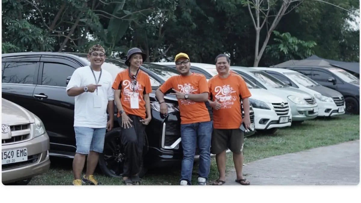 Perayaan Dua Dekade Innova Community di Bogor Perayaan Dua Dekade Innova Community di Bogor