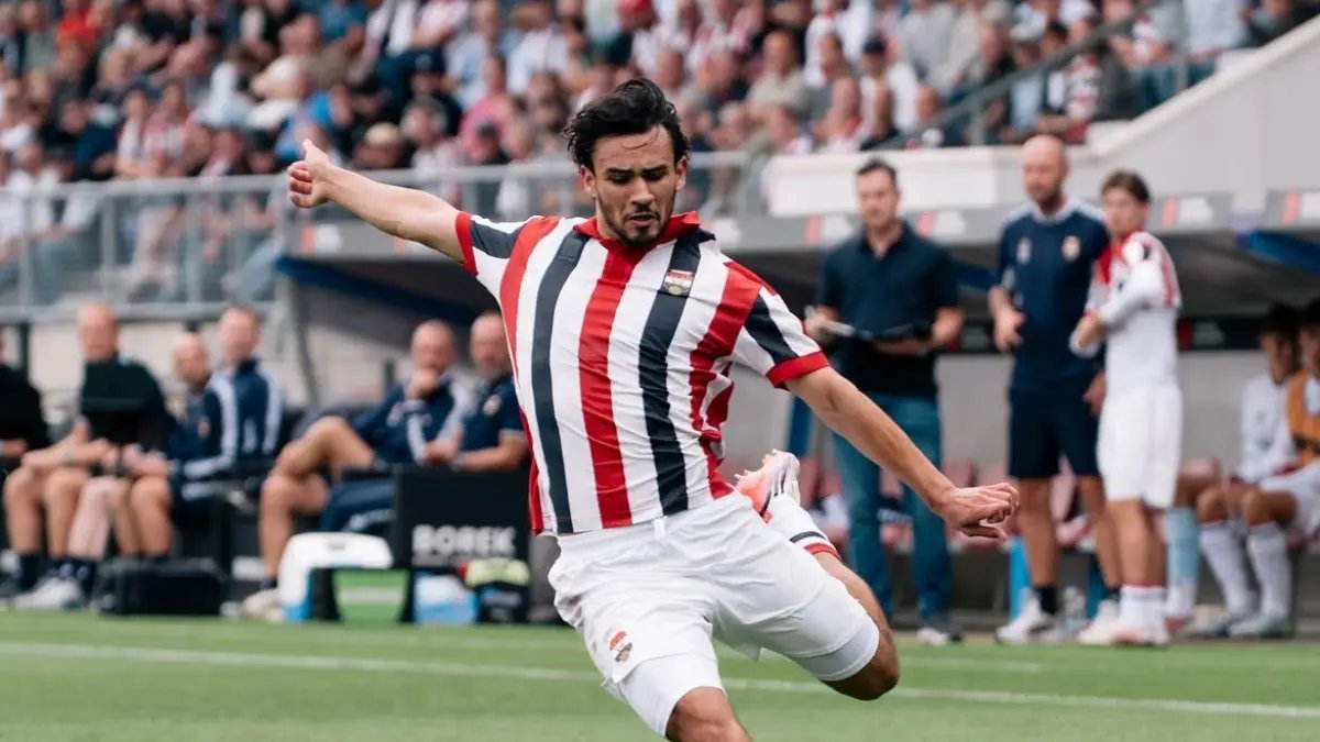 Pertandingan Seru Willem II dan Heerenveen di Liga Belanda Pertandingan Seru Willem II dan Heerenveen di Liga Belanda