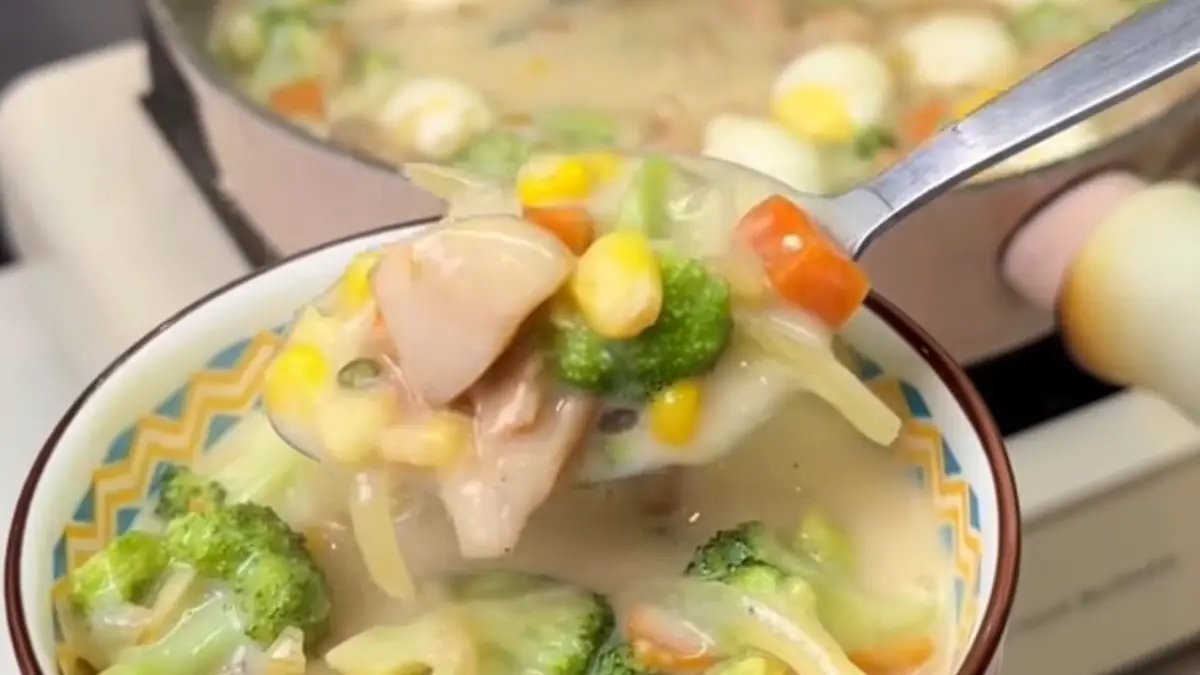 Resep Sup Ayam Brokoli Creamy yang Lezat dan Menyehatkan Resep Sup Ayam Brokoli Creamy yang Lezat dan Menyehatkan