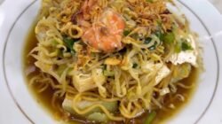 Resep Lontong Mie Spesial Khas Surabaya: Gurih dan Lezat