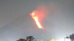 Erupsi Gunung Sinabung dan Dampaknya Erupsi Gunung Sinabung dan Dampaknya