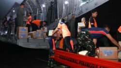 Hari Ketujuh Belas Penanganan Gempa NTT, TNI Salurkan 1.032,921 Ton Bantuan