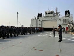 Hari Kedua Puluh Satu Penanganan Gempa NTT, TNI Kirim 1.201,5 Ton Bantuan