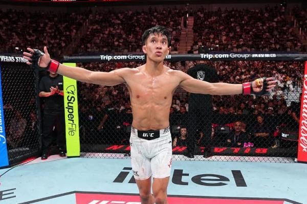 Perjalanan Bilal Hasan: Dari Hawaii Menuju UFC Perjalanan Bilal Hasan: Dari Hawaii Menuju UFC