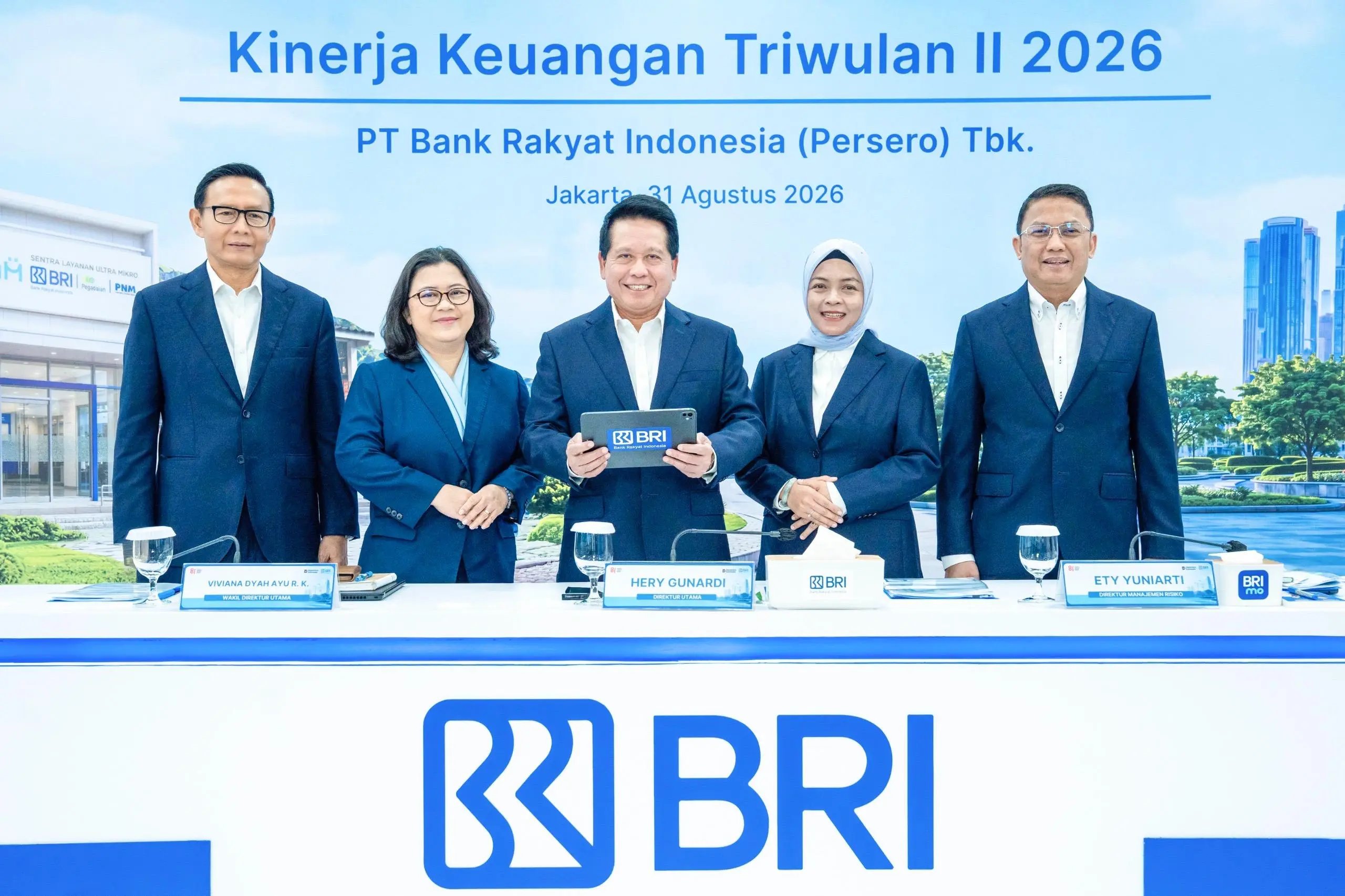 Kinerja Positif BRI dalam Mendukung Ekonomi Kerakyatan Kinerja Positif BRI dalam Mendukung Ekonomi Kerakyatan