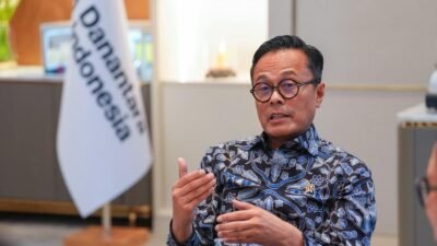 Kaji Merger Mitratel dan Tower Bersama Kaji Merger Mitratel dan Tower Bersama