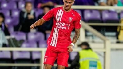 Mees Hilgers Bergabung dengan SC Heerenveen Setelah Tinggalkan FC Twente Mees Hilgers Bergabung dengan SC Heerenveen Setelah Tinggalkan FC Twente