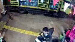 Penyelidikan Polisi Terhadap Aksi Begal Terekam CCTV di Tebet