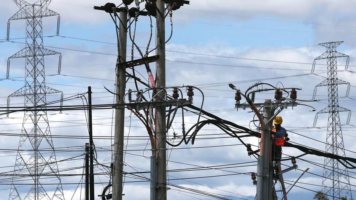 Pemadaman Listrik di Makassar: Tanggapan PLN Menghadapi Situasi Pemadaman Listrik di Makassar: Tanggapan PLN Menghadapi Situasi