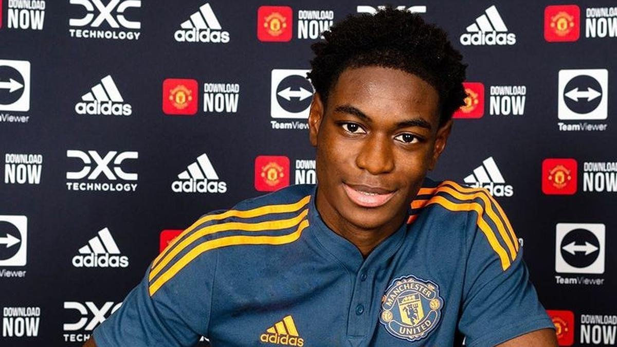 Arsenal Resmi Ambil Pemain Muda dari Manchester United Arsenal Resmi Ambil Pemain Muda dari Manchester United