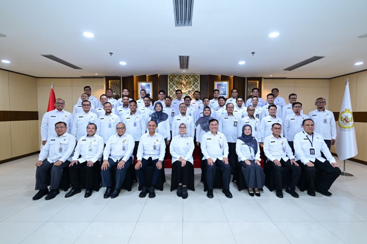 Pelepasan Tim Pemeriksa UNPKO 2025/2026 oleh Ketua BPK Pelepasan Tim Pemeriksa UNPKO 2025/2026 oleh Ketua BPK