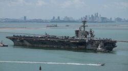 Kedatangan Kapal Induk AS USS Abraham Lincoln di Thailand setelah 286 Hari Berlayar