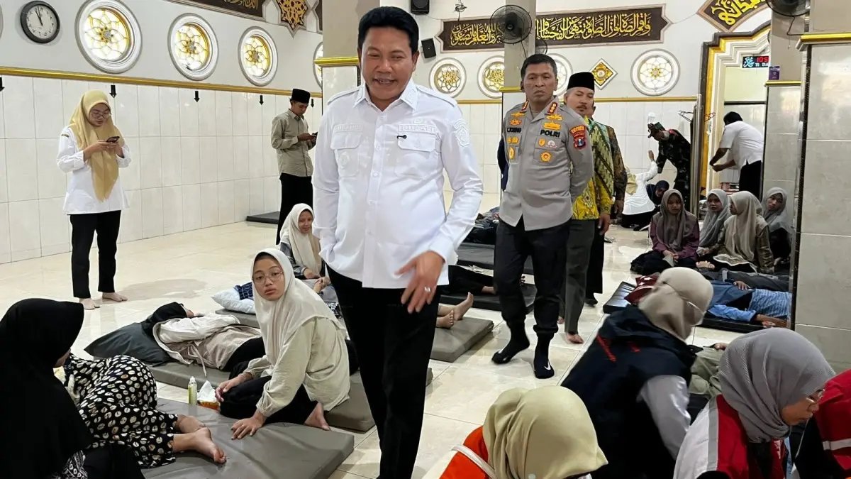 Krisis Keracunan Makanan: Penanganan dan Tanggung Jawab Penyedia Krisis Keracunan Makanan: Penanganan dan Tanggung Jawab Penyedia