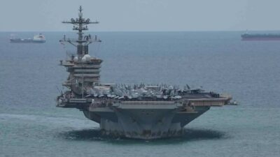 USS Abraham Lincoln Berlabuh di Thailand Setelah 286 Hari Berlayar USS Abraham Lincoln Berlabuh di Thailand Setelah 286 Hari Berlayar
