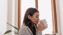 Manfaat Menikmati Kopi di Pagi Hari bagi Kesehatan dan Kebahagiaan Manfaat Menikmati Kopi di Pagi Hari bagi Kesehatan dan Kebahagiaan