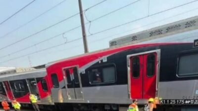 Kecelakaan KRL di Stasiun Jakarta Kota