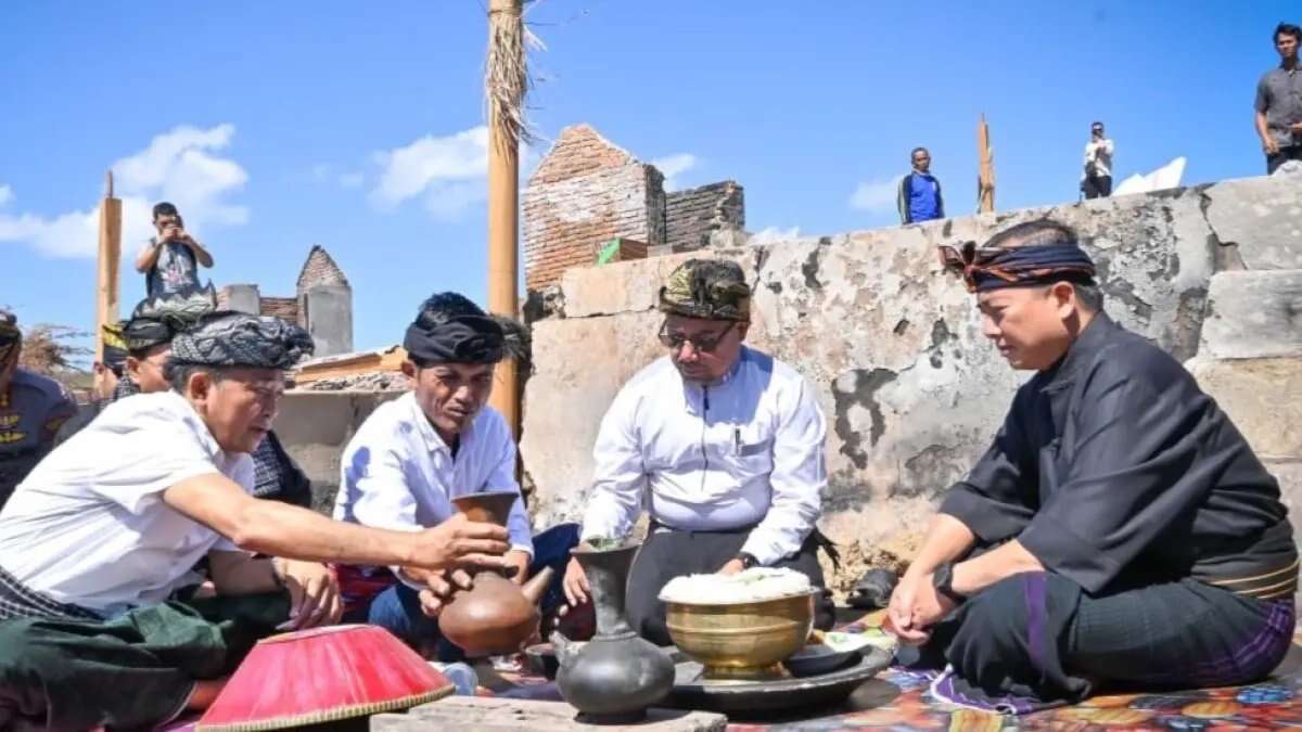 Rekonstruksi Desa Sade Pasca Kebakaran: Upaya Kementerian Pariwisata