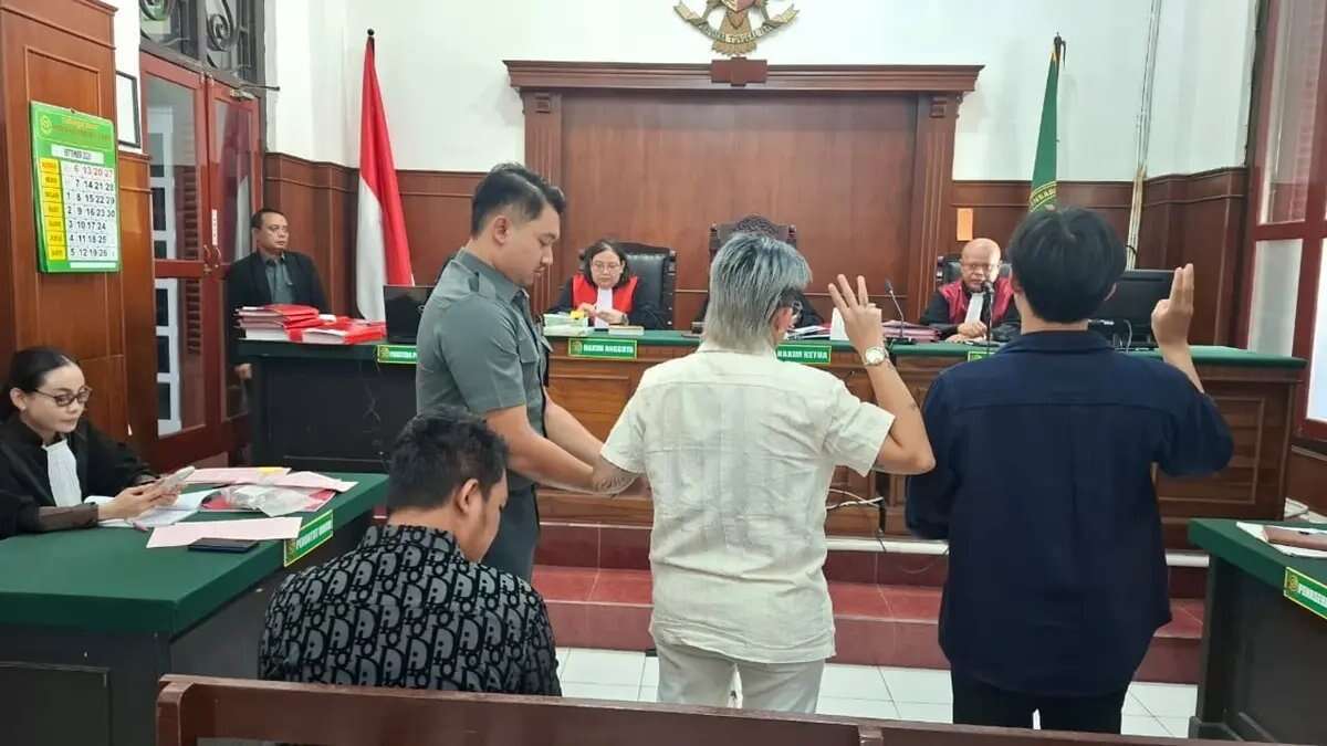 Kasus Penganiayaan di Surabaya: Dua Pengusaha Buah Masuk Dalam Persidangan