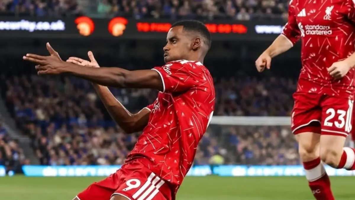 Alexander Isak Membawa Liverpool Kembali Menang di Premier League