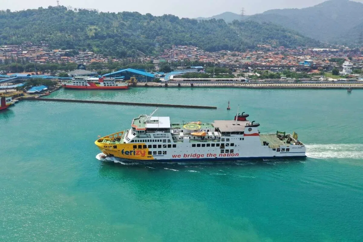Pantauan Erupsi Gunung Anak Krakatau dan Operasional ASDP
