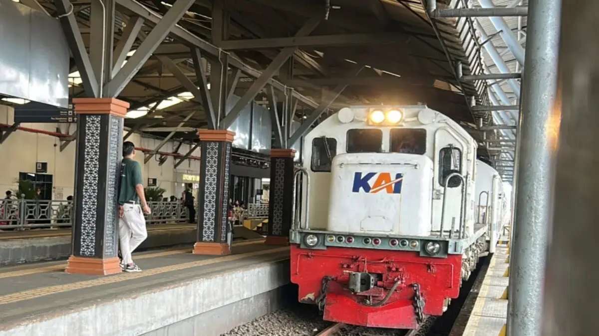 Dampak Abu Vulkanik Anak Krakatau Terhadap Operasional Kereta Api