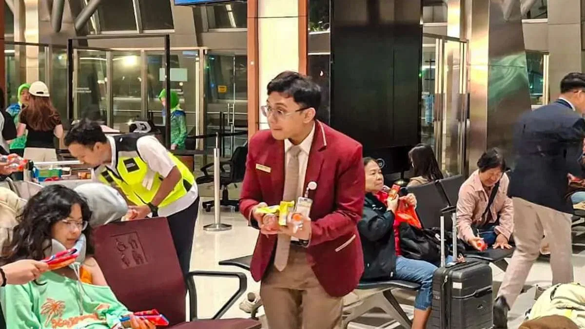 Penutupan Bandara Soekarno-Hatta Diperpanjang Akibat Erupsi Anak Krakatau
