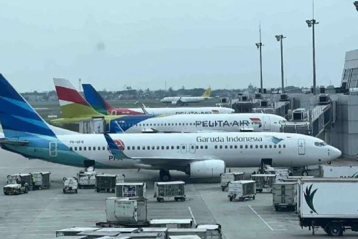 Kembali Normalnya Aktivitas Penerbangan di Jakarta Pasca Abu Vulkanis