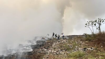 Kebakaran di Sekitar TPA Galuga Bogor Meluas
