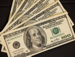 Rupiah Menguat ke Level Rp17.562 per Dolar AS