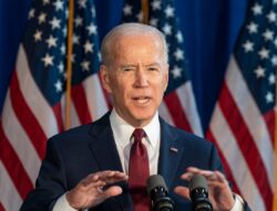 Keberhasilan Kongres dalam Meloloskan RUU Infrastruktur Senator Biden