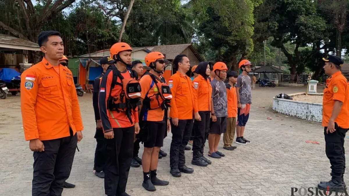 Pencarian Terhadap 8 Orang yang Hilang Kontak di Selat Sunda Berlanjut