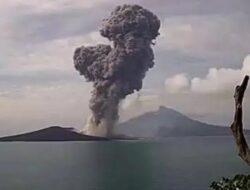 Gemerincing Suara dari Anak Krakatau: Apakah Ini Pertanda Erupsi?