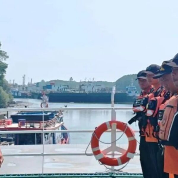 Operasi Pencarian Kapal Virgo Transport 8 Dikuatkan Tim SAR Balikpapan