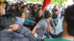 Kericuhan dalam Aksi Demonstrasi Terkait Kelangkaan BBM di Sulsel