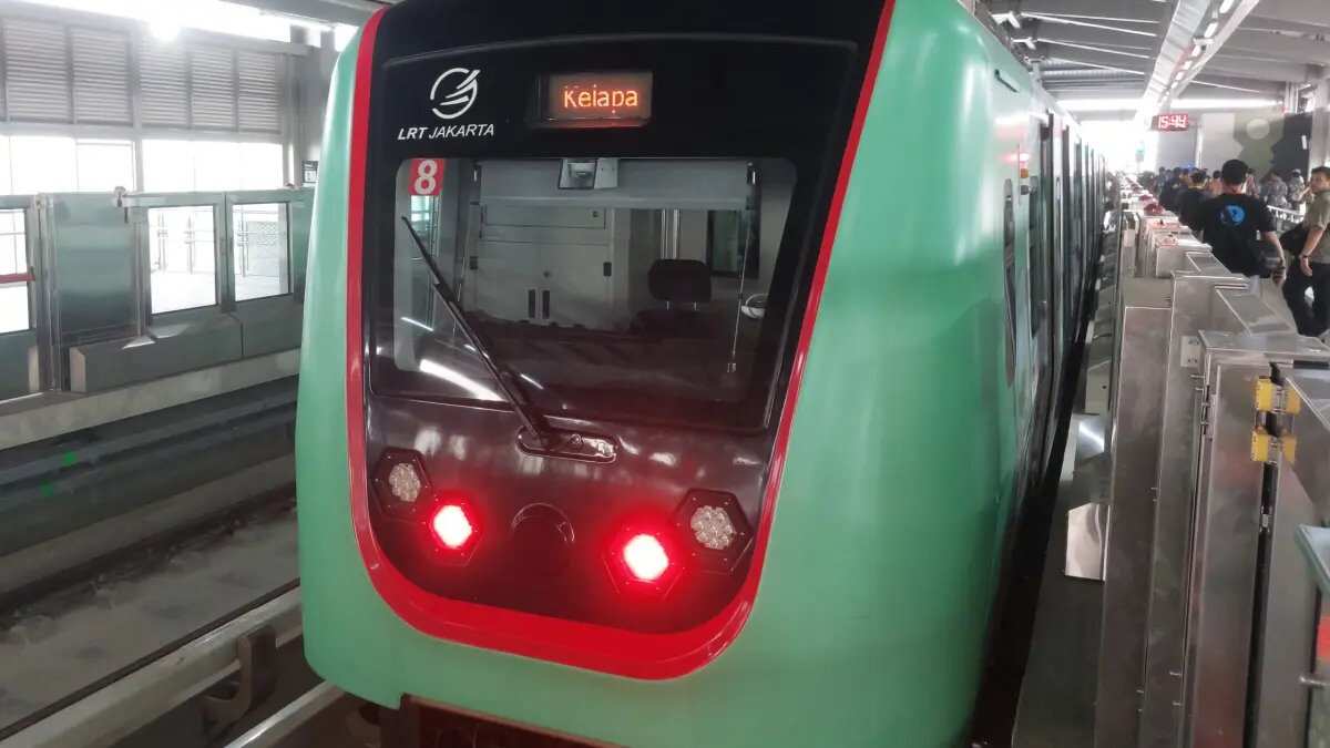 Tarif Promosi LRT Manggarai-Kelapa Gading Hanya Rp 8 Selama Delapan Hari