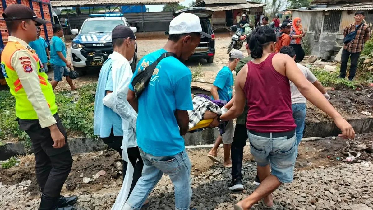 Tragedi Kecelakaan Kereta di Serang: Sopir Truk Ayam Kehilangan Nyawa