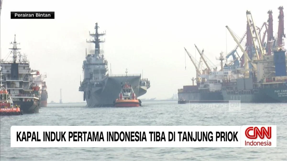 Kapal Induk Pertama Indonesia: Tiba di Jakarta Kapal Induk Pertama Indonesia: Tiba di Jakarta
