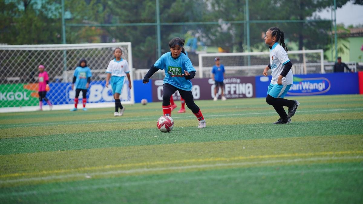 Kemampuan teknik dasar hingga pemahaman bermain sebagai sebuah tim juga mengalami kemajuan