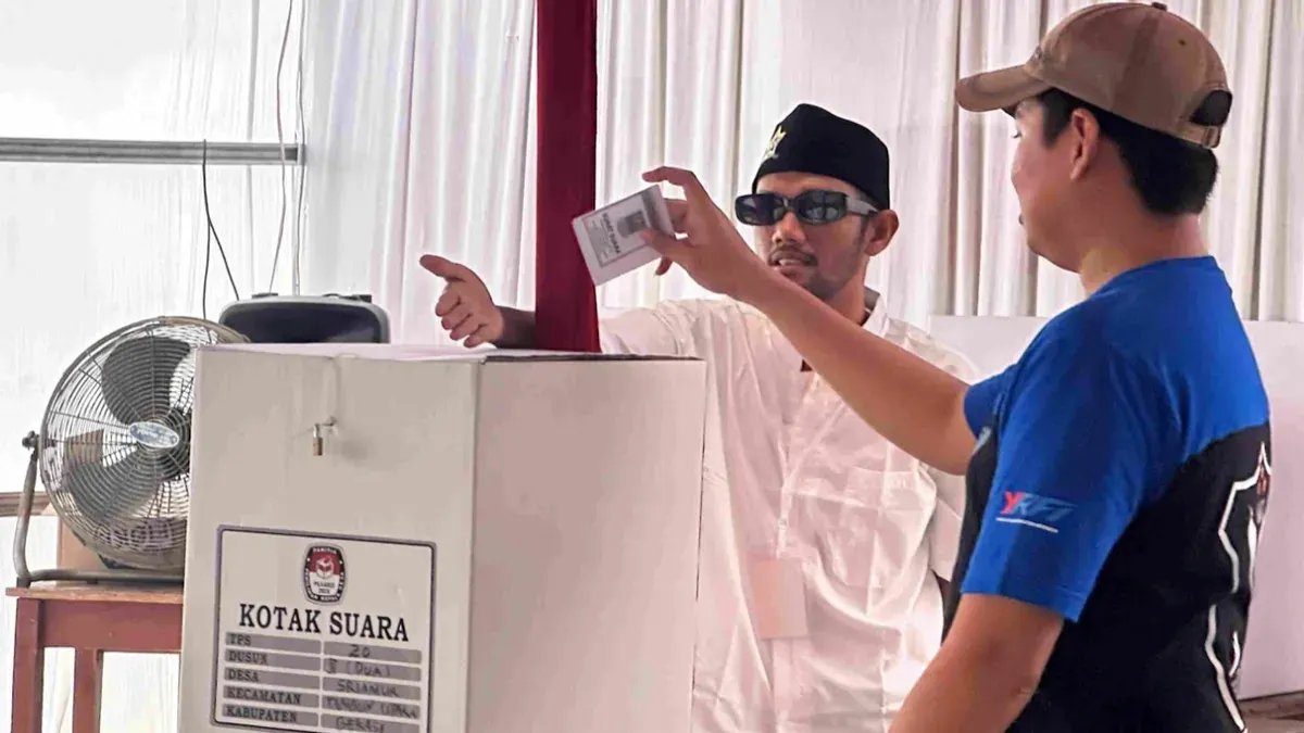 Partisipasi Pemilih Tinggi Meski Cuaca Buruk di Pilkades Bekasi 2026