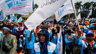 Sesi Aksi Buruh Jakarta Hari Ini: Berapa Lama Lagi?