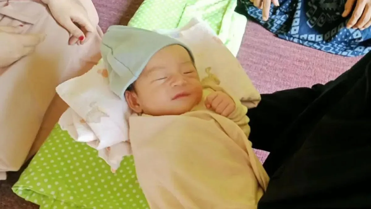 Misteri Penemuan Bayi di Kalisuren yang Menggegerkan Warga Misteri Penemuan Bayi di Kalisuren yang Menggegerkan Warga