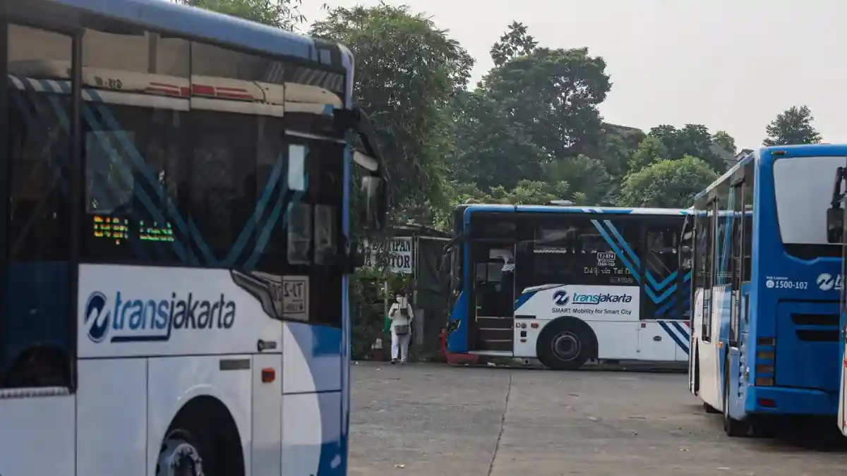 Perubahan Rute Bus Transjakarta untuk Penghuni Rusun