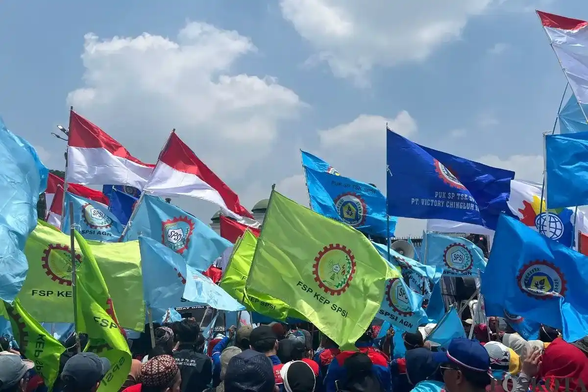 Aksi Besar Buruh di DPR: Tuntutan untuk Kesejahteraan dan Perlindungan