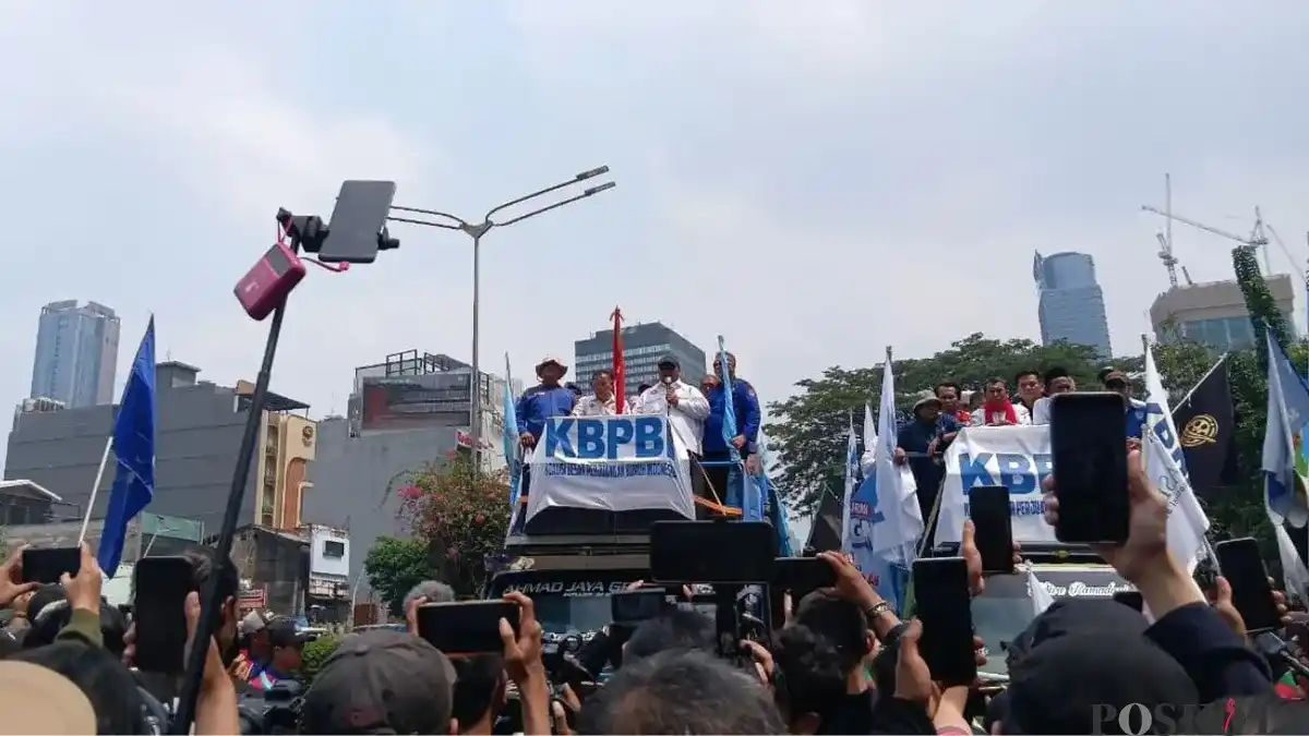 Aksi Buruh di Jakarta: Memantau Demonstrasi dan Situasi Lalu Lintas