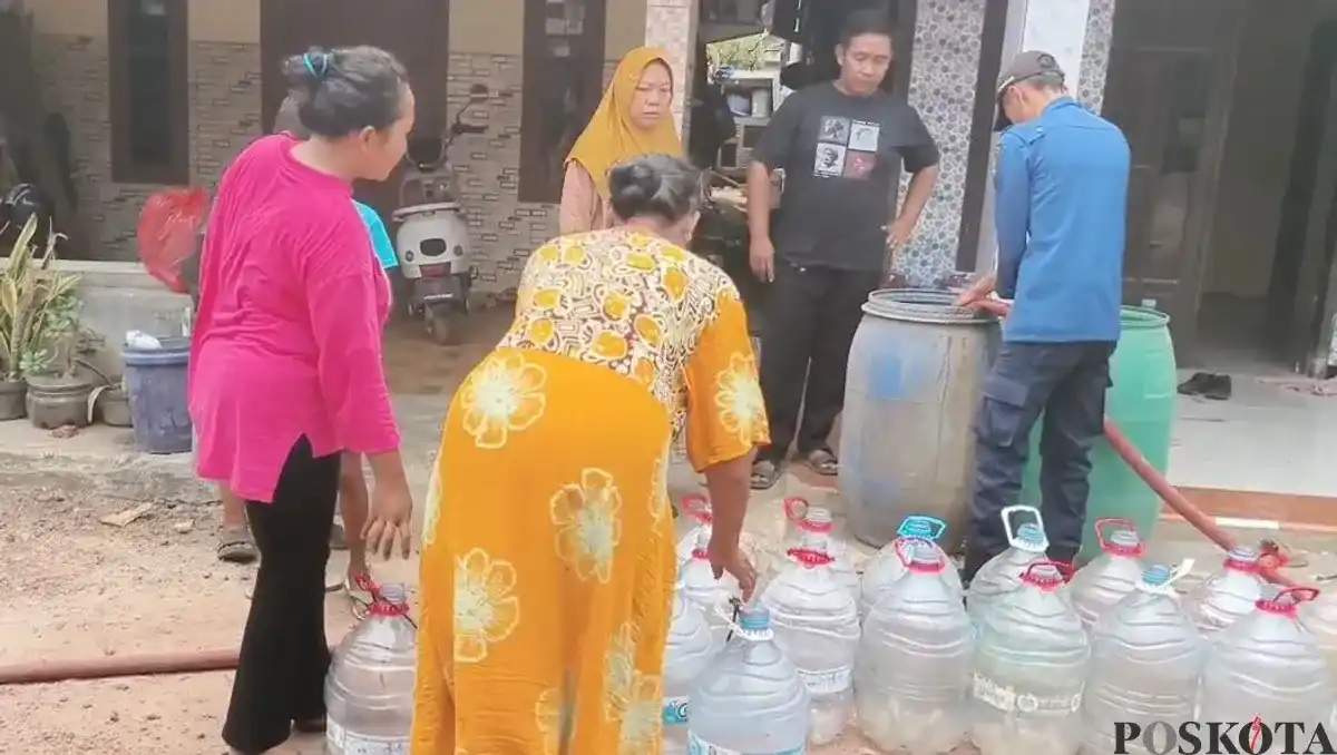 Kesulitan Warga Tangerang Dalam Mencari Air Bersih di Musim Kemarau