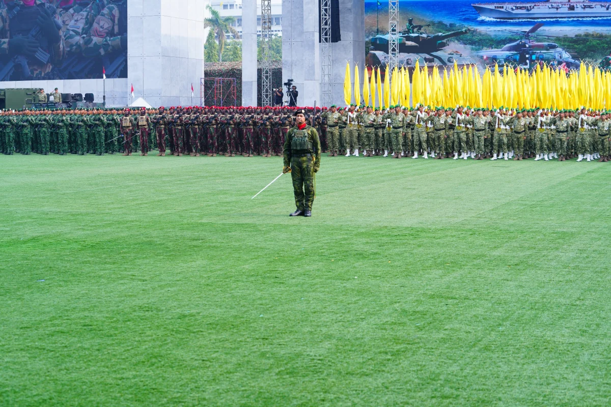 Panglima TNI Tinjau Gladi Bersih Upacara HUT Ke-81 TNI