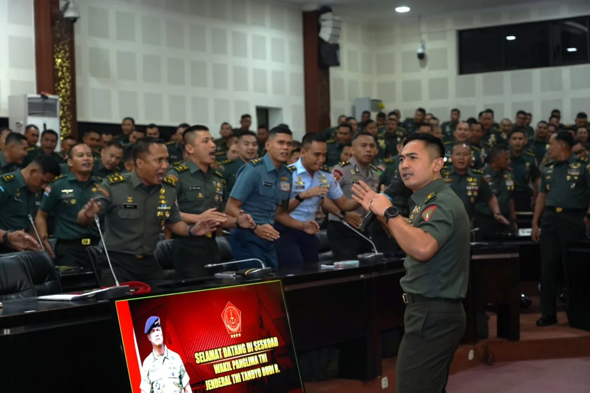Wapang TNI Tekankan Nilai Kepemimpinan kepada Pasis Dikreg ke-68 Seskoad